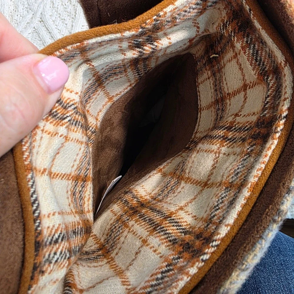 Muk Luks Mid Calf Boots Brown Plaid Flannel Suede Wrap Strap Womens 6 Wide New